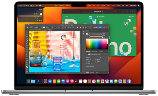 صورة تعرض مستخدماً يعمل على تعديل صورة من خلال 
Adobe Photoshop على MacBook Air.‏
